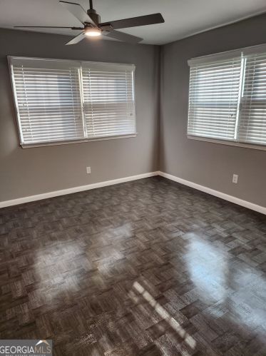 3996 Adamsville Dr, Atlanta GA  30331-3824 exterior