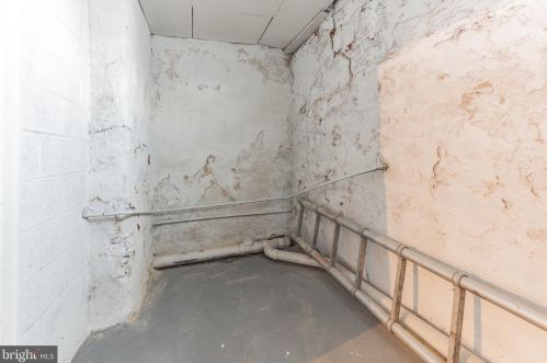 5607 American St, Philadelphia PA  19120-2325 exterior