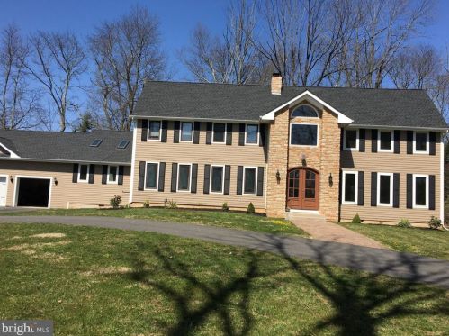 19 Teak Ln, Princeton, NJ 08540-4724