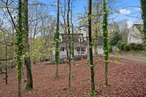 2324 Sportsman Club Rd, Gainesville GA  30501-1018 exterior