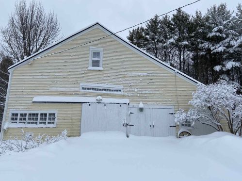 138 Burpee Hill Rd, New London, NH 03257-5703
