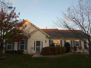 13807 Hickory Ln, Plainfield, IL 60544-6445