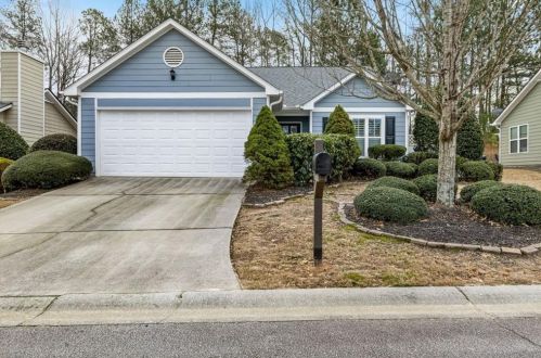532 Walnut Woods Dr, Braselton, GA 30517-5315