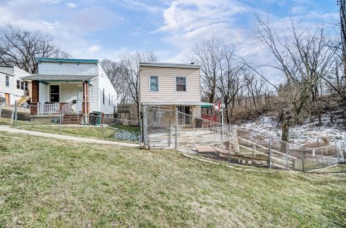 1216 Carson Ave, Cincinnati OH  45205-1378 exterior