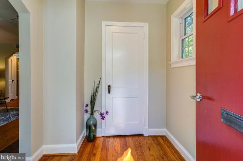 7310 Trescott Ave, Silver Spring MD 20912-6443 exterior