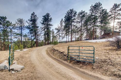34247 Springdale Dr, Pine, CO 80470-9307