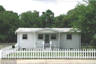 618 Jackson St, Colonial Bch VA  22443-2132 exterior