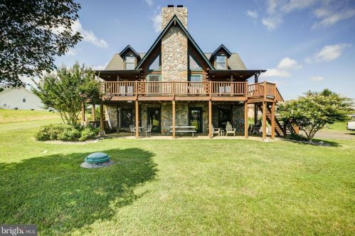 26536 Pennfields Dr, Madison Mills, VA 22960-3660