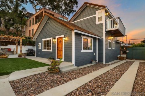 3022 Voltaire St, San Diego, CA 92106-1671