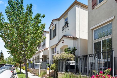 3138 Tuscolana Way, San Jose, CA 95125-6404