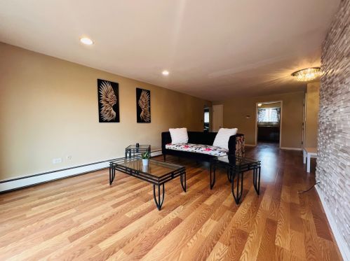5303 Delphia Ave, Chicago, IL 60656-4601