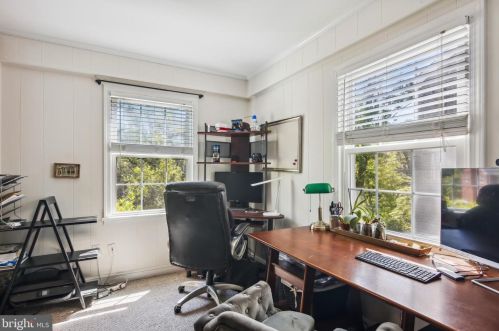 10130 Brookmoor Dr, Silver Spring MD 20901-2712 exterior