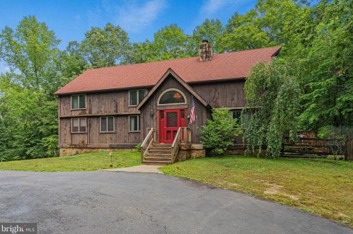 251 Lake Forest Dr, Fredericksburg, VA 22406-4444
