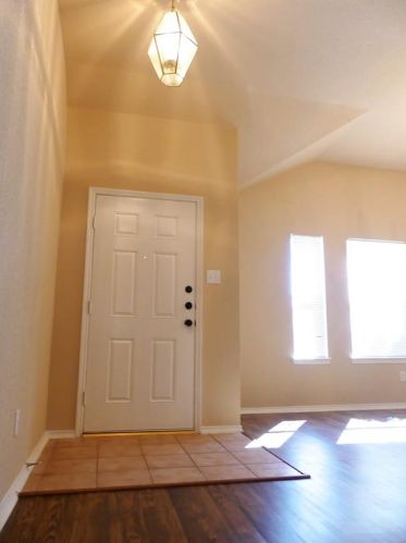 1225 Mountain Air Trl, Fort Worth TX  76131-5446 exterior