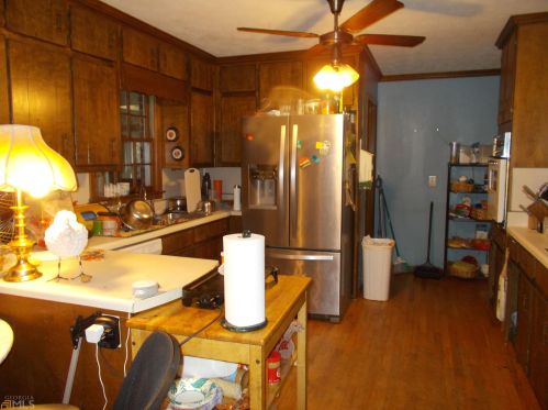 670 Sugar Hill Ln, Conyers, GA 30094-3742