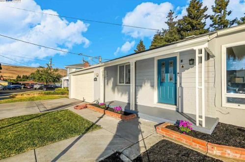 103 May Ct, Hayward, CA 94544-5441