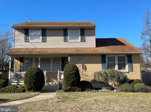 313 Oakland Ave, Gloucester, NJ 08031-2709