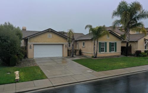 3112 Edgeview Dr, Modesto CA  95355-7302 exterior