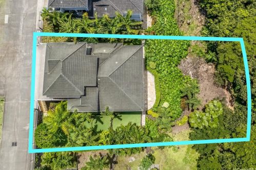 2762 Kalawao St, Honolulu HI  96822-1500 exterior