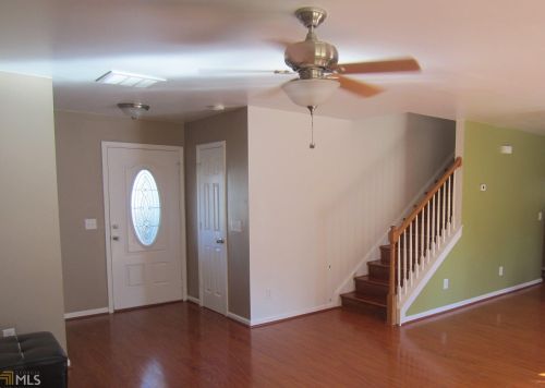 2707 Dayview Ln, Atlanta GA  30331-9515 exterior