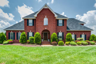 2213 Westwood Dr, Murfreesboro, TN 37130-1151