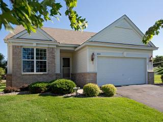 10834 Thone Cir, Saint Paul, MN 55129-5814