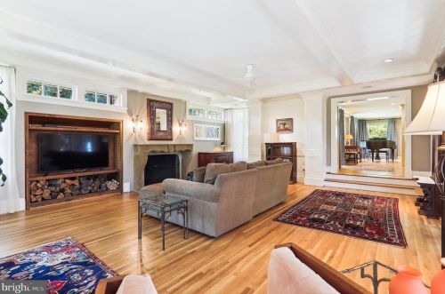 1310 Noyes Dr, Silver Spring MD 20910-2224 exterior