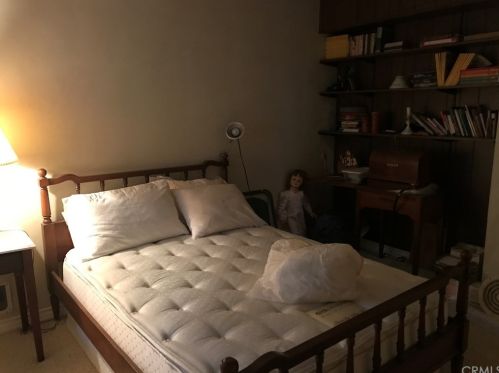 3777 Lockerbie Ln, Glendale CA 91208-1027 exterior