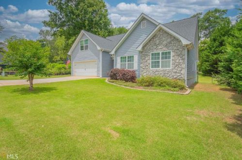125 Ashford Ln, Commerce, GA 30529-2070