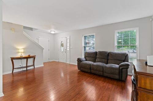 5 Sherington Ct, Lemont IL  60440-3064 exterior