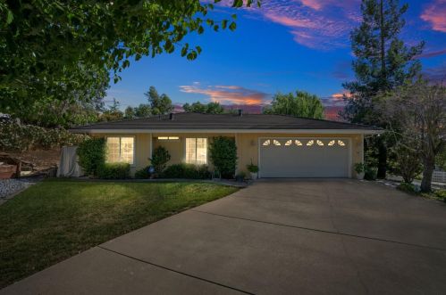 630 Old Course Ct, Valley Springs, CA 95252-9333
