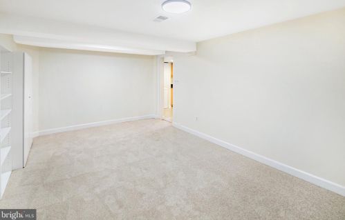 426 Pershing Dr, Silver Spring MD 20910-4489 exterior