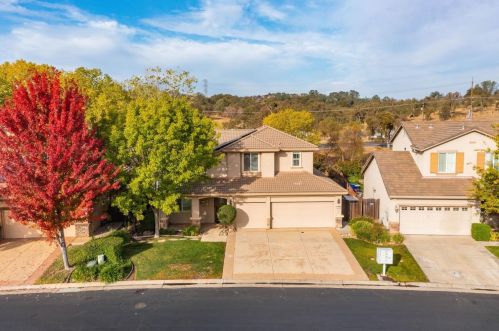156 Gold Creek Dr, Valley Springs, CA 95252-8435
