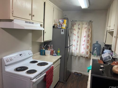 408 Civic Center Dr, Santa Ana, CA 92701-4103