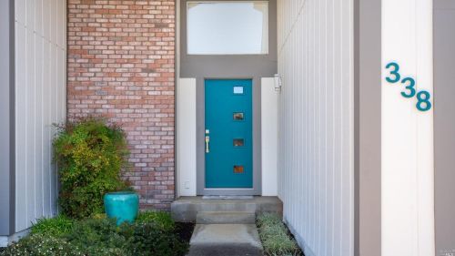 338 Grandview Ct, Healdsburg, CA 95448-4308