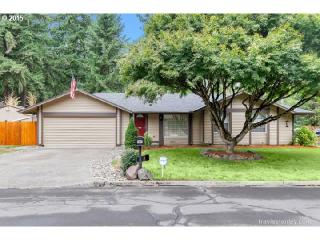 1875 River Glen Ct, Portland, OR 97267-3625