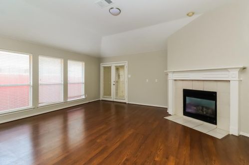 4904 Woodmeadow Dr, Fort Worth TX  76135-1823 exterior
