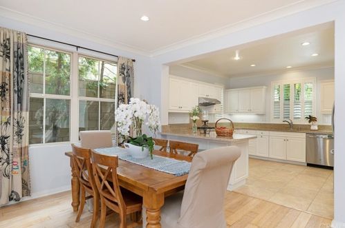 121 Blaze, Irvine CA  92618-1507 exterior