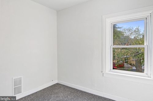 112 3rd St, Harrisburg PA  17113-2209 exterior