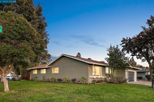 5530 San Antonio St, Pleasanton, CA 94566-7638