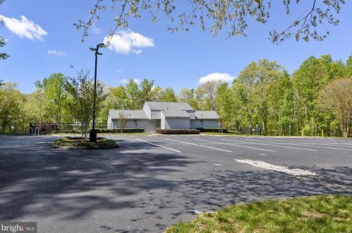 13015 Montpelier Ct, Woodbridge VA  22192-3356 exterior
