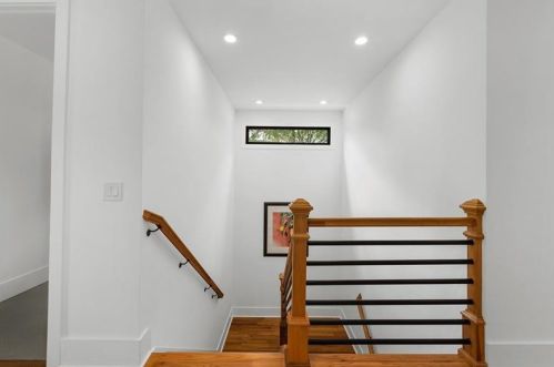 1889 Bixby St, Atlanta GA  30317-2247 exterior