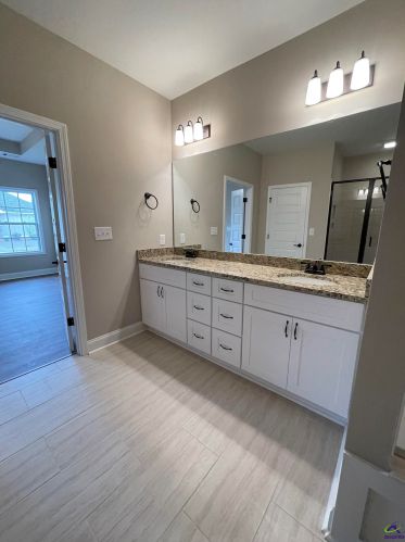 486 Nandina Ct, Warner Robins GA  31088-9170 exterior