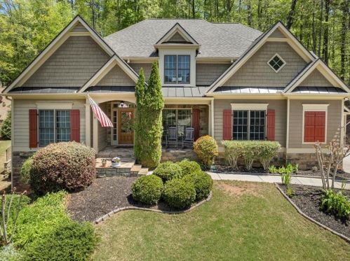 1433 Bailey Farm Dr, Marietta, GA 30064-5238