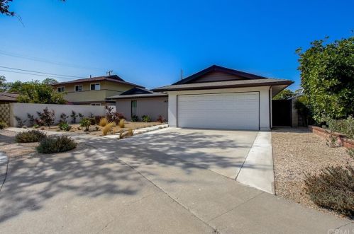 1407 19th St, Santa Ana, CA 92705-7102