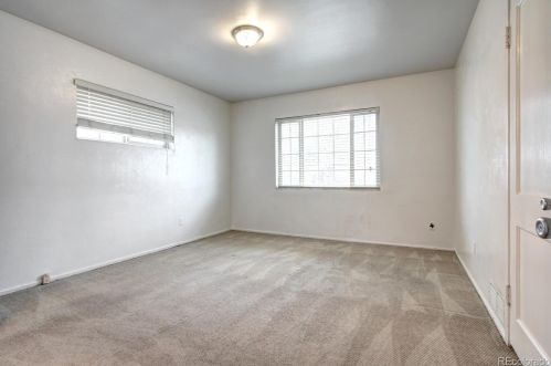 928 Scranton St, Denver CO  80011-6404 exterior