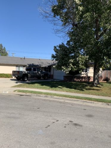 1412 Dodsworth Ave, Glendora, CA 91740-5572