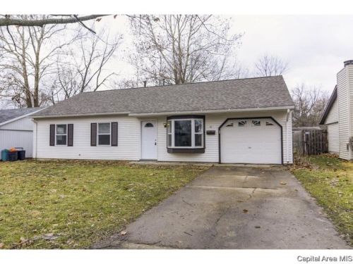 41 Westminister Dr, Chatham, IL 62629-1253