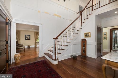 80 Mapleton Rd, Princeton NJ  08540-9668 exterior