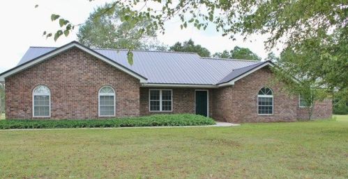 1084 Bea Hagan Rd, Collins, GA 30421-9318